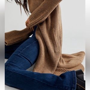 NWT We The Free Jayde Flate Jeans in color Night Sky